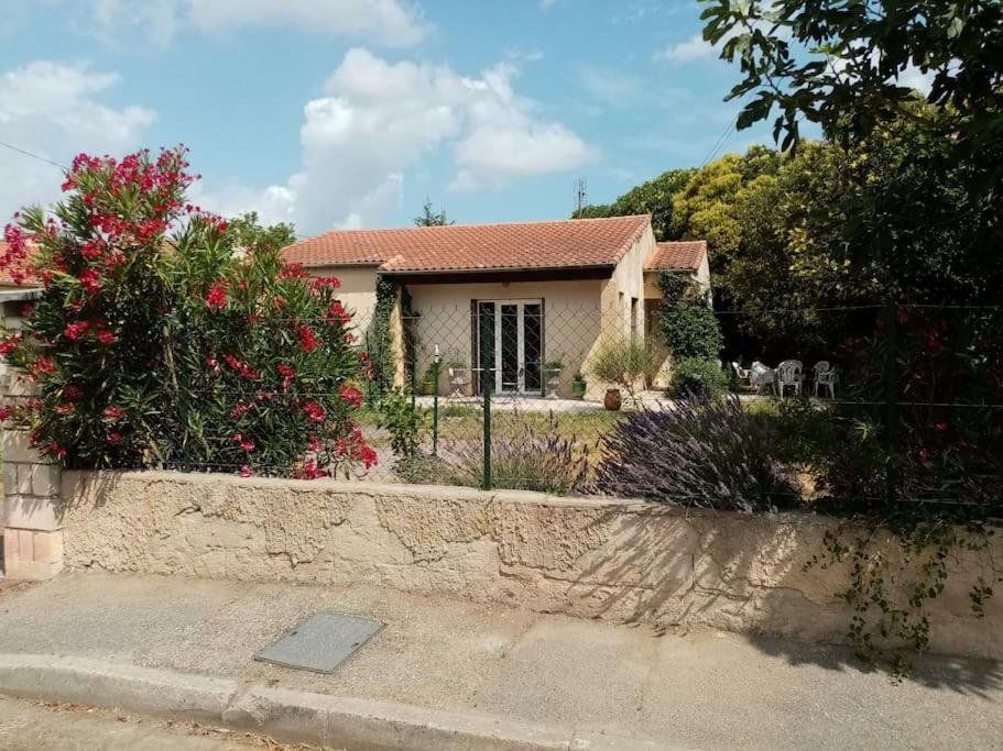 Vila Interlude LʼIsle-sur-la-Sorgue Exteriér fotografie