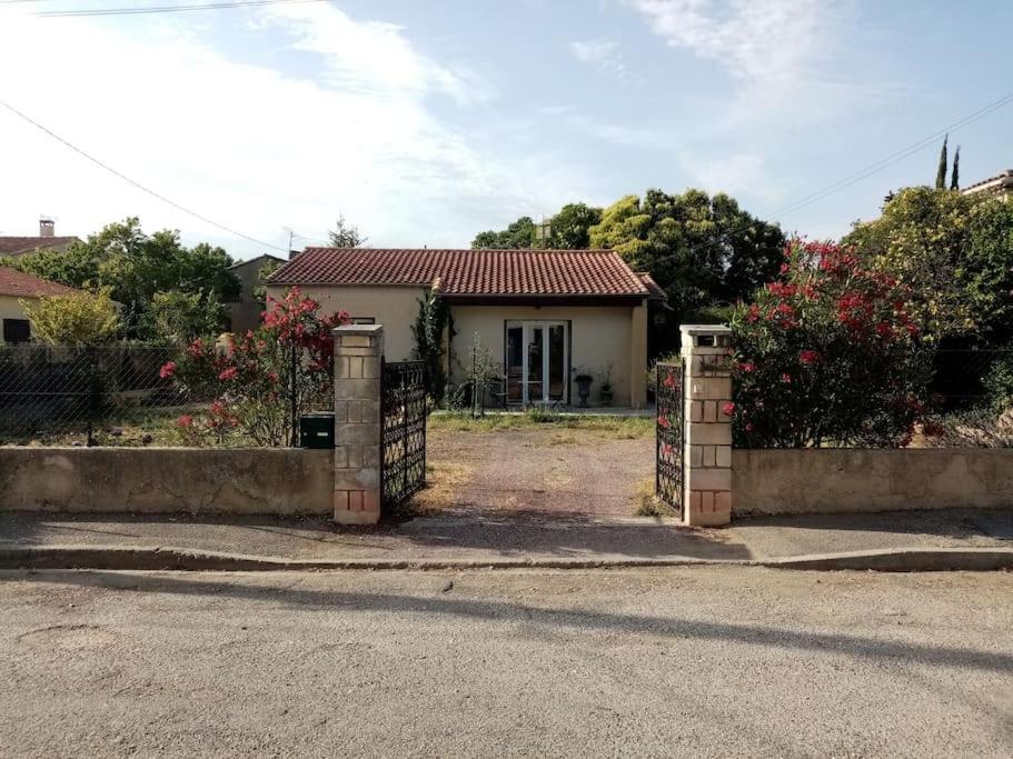 Vila Interlude LʼIsle-sur-la-Sorgue Exteriér fotografie